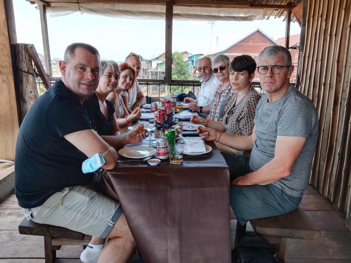 St 63 Home Stay & Tour Kampong Khleang Екстер'єр фото