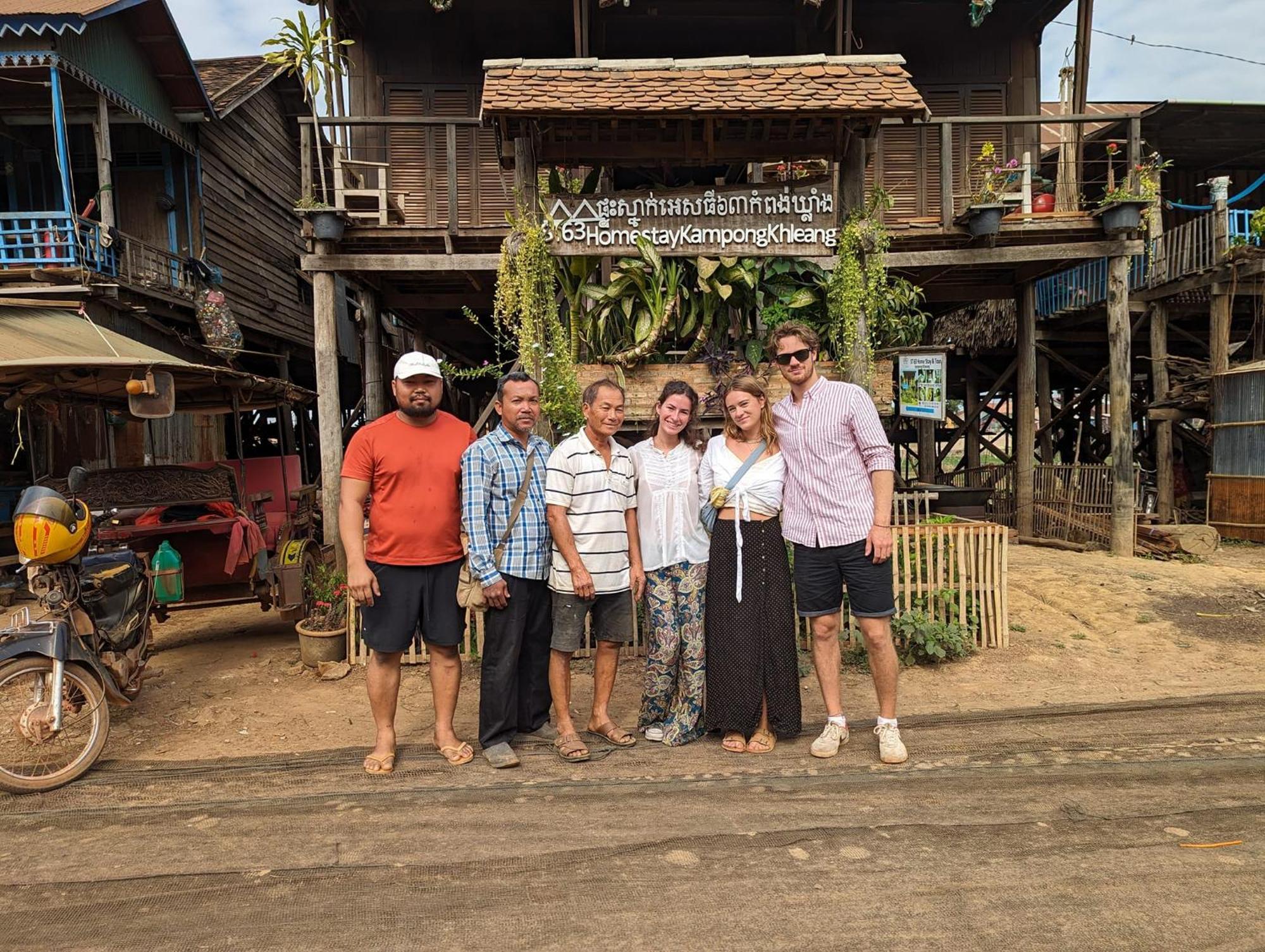 St 63 Home Stay & Tour Kampong Khleang Екстер'єр фото
