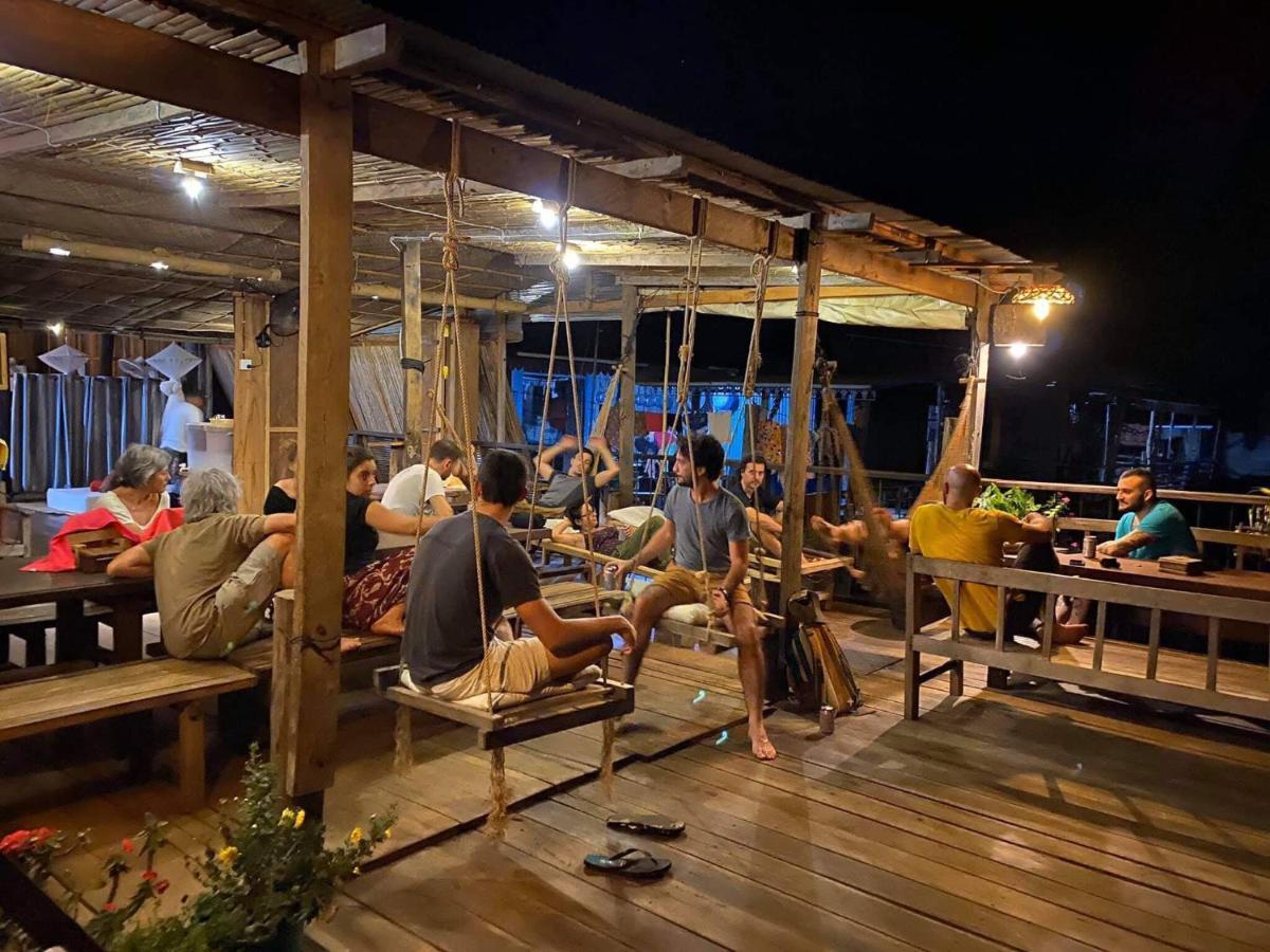 St 63 Home Stay & Tour Kampong Khleang Екстер'єр фото